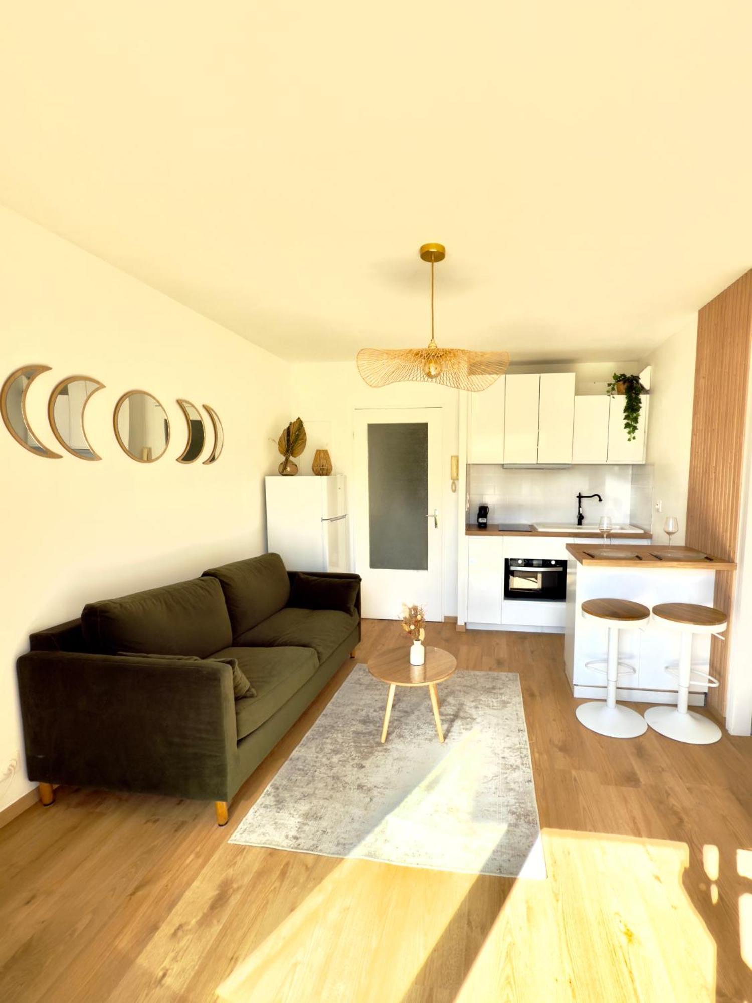 Appartement Cosy 1 Chambre Pour 2 Pers - Renove - Terrasse - Parking Dinard Exterior foto